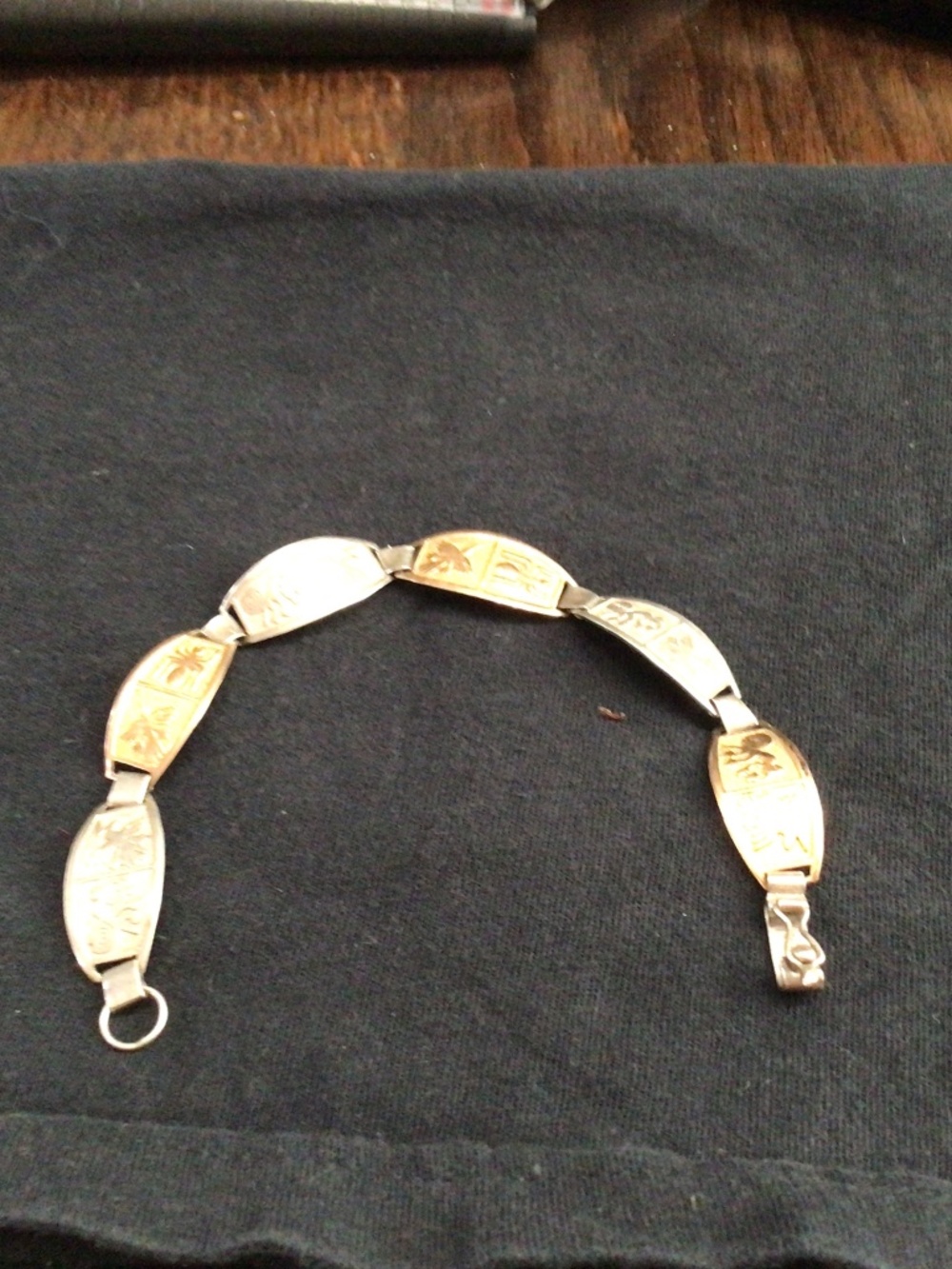 Peruvian two-tone panel link bracelet. Pre-Colombian. 950 silver and 18k overlay